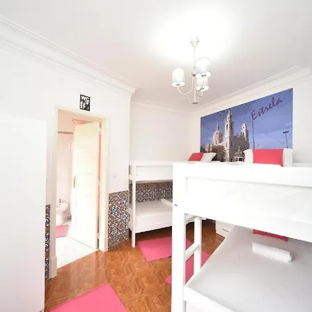 Brotherstay Lusotile بيت شباب *